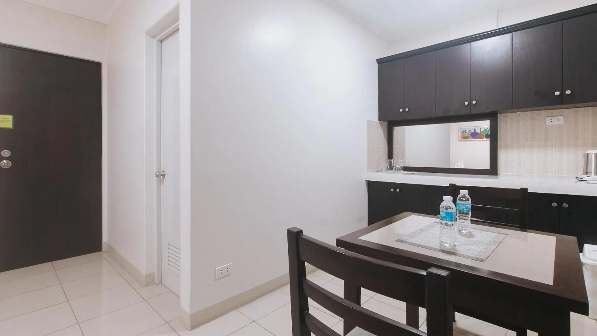 Urbanview At Evangelista Street Makati Makati City