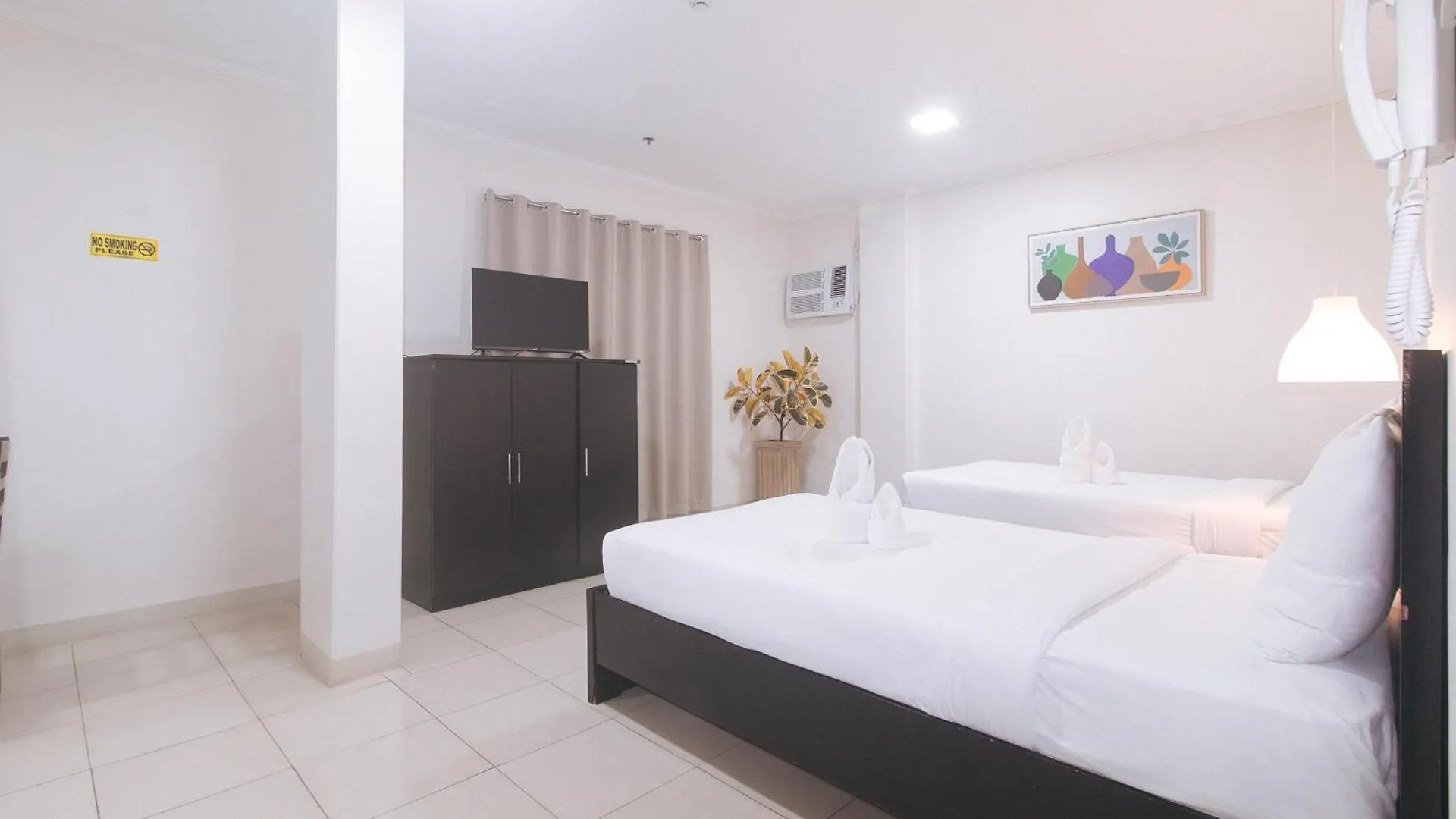 Inn Urbanview At Evangelista Street Makati Makati City