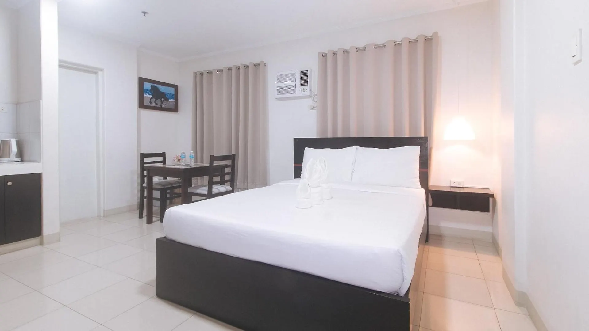 Kro Urbanview At Evangelista Street Makati San Pedro Makati