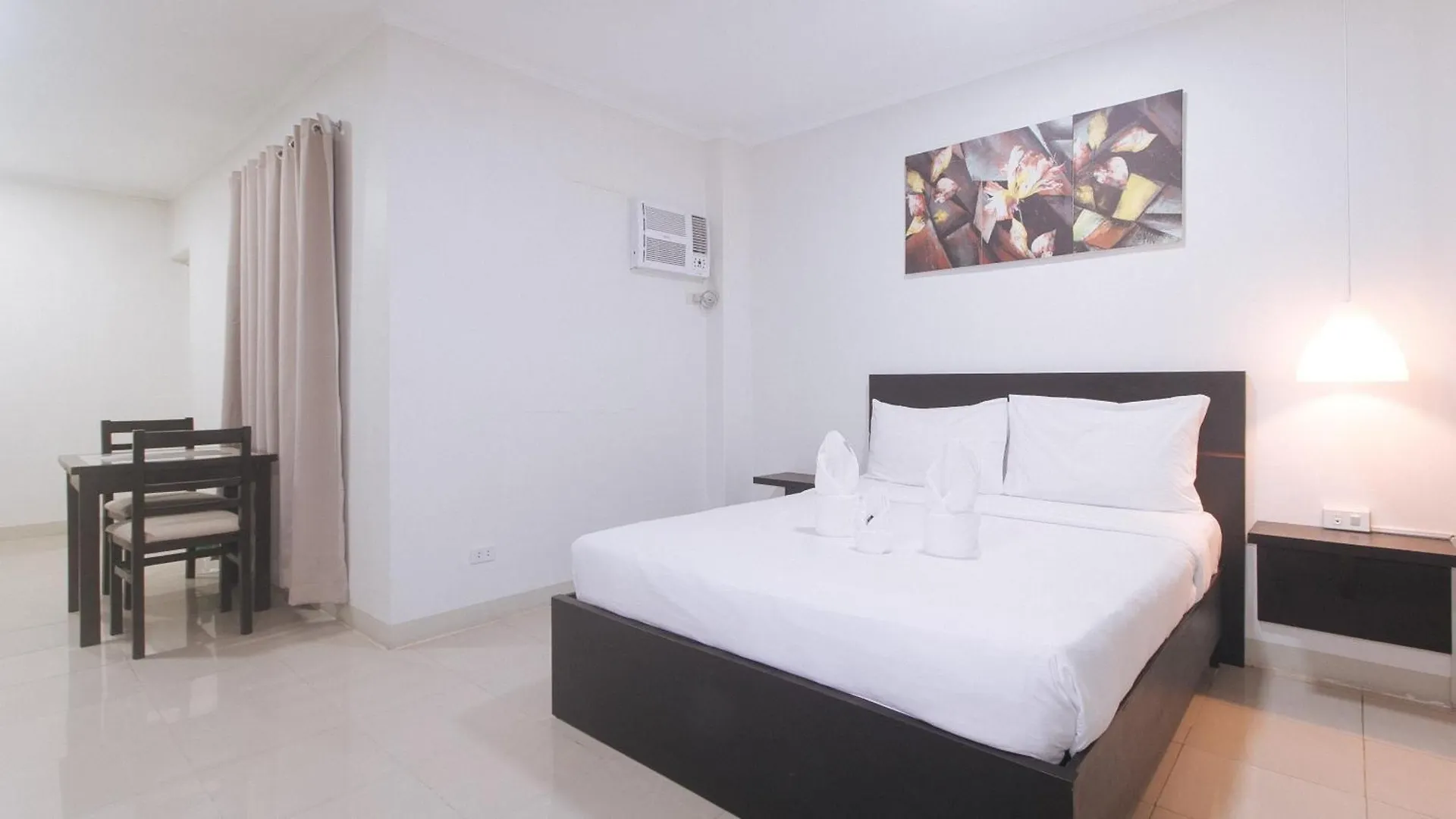 Urbanview At Evangelista Street Makati San Pedro Makati Filippinerne